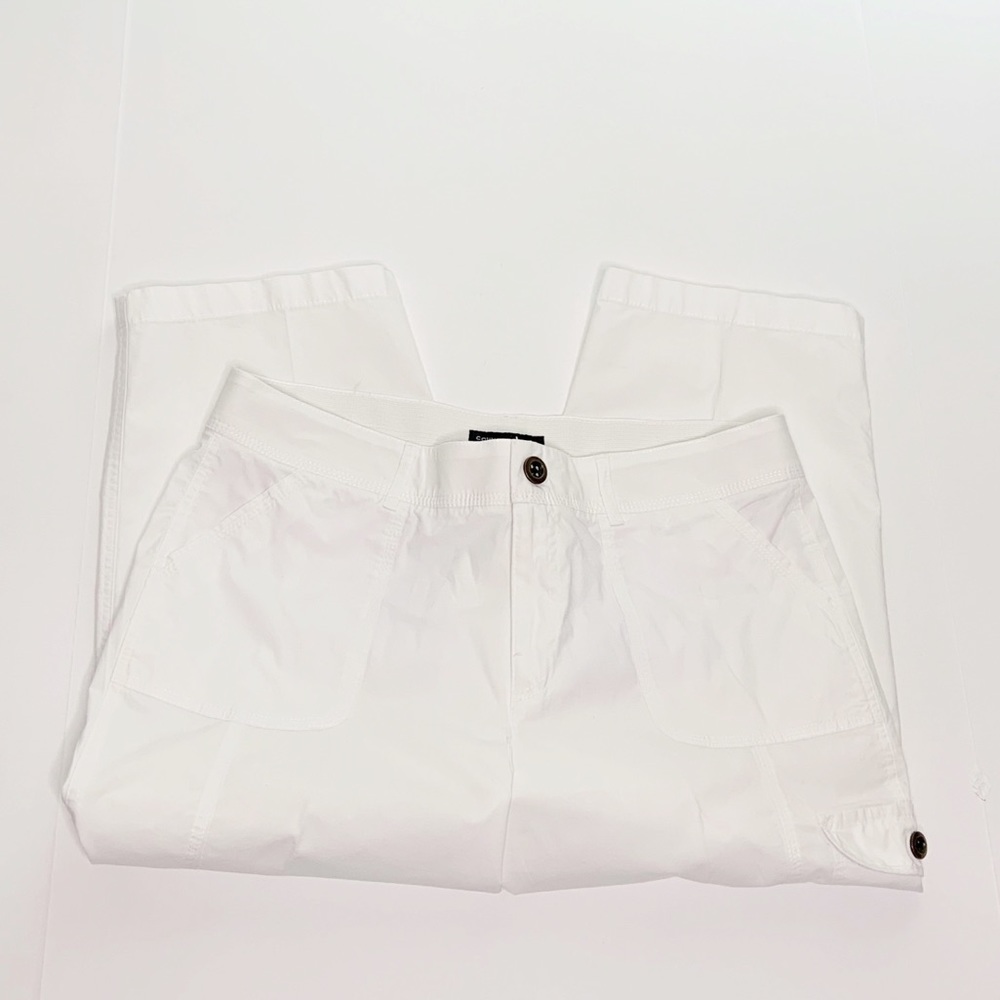 Counterpart White Capris